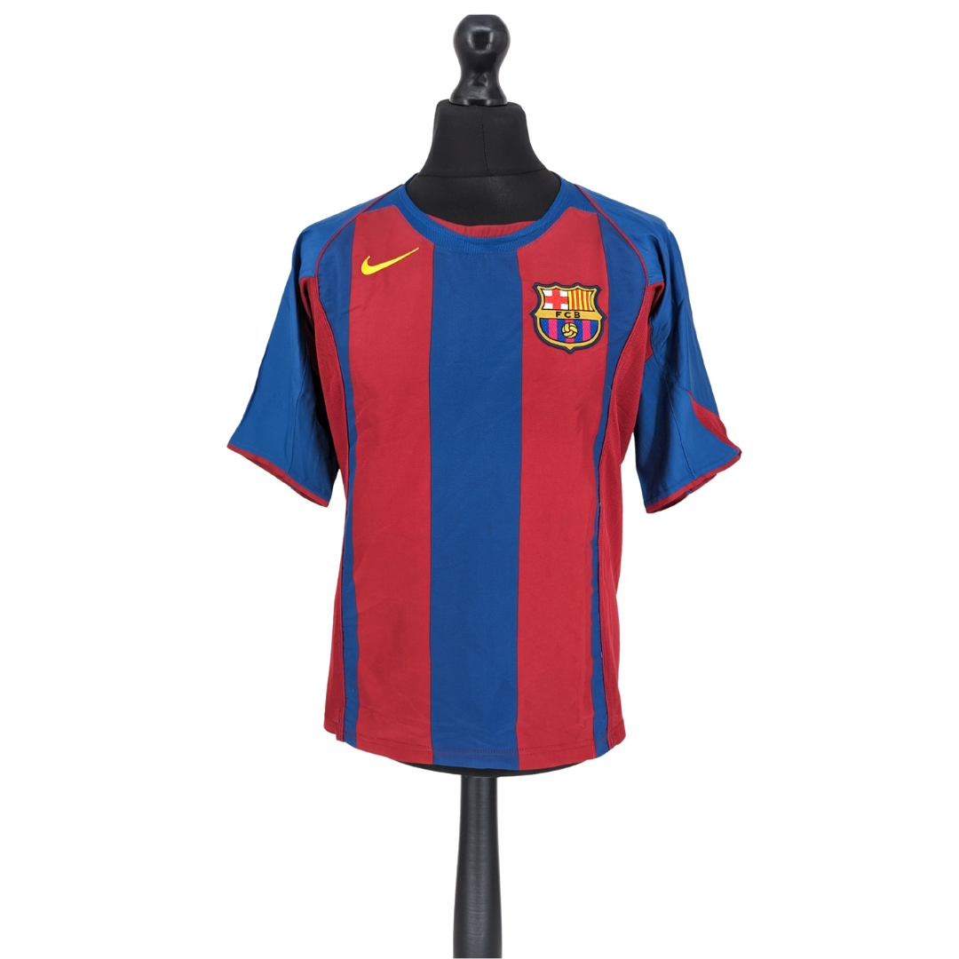 Barcelona home football shirt 2004/05