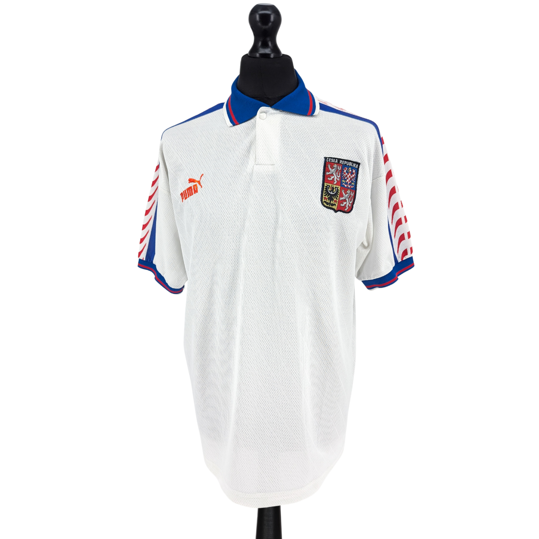 Czech Republic away football shirt 1996/98