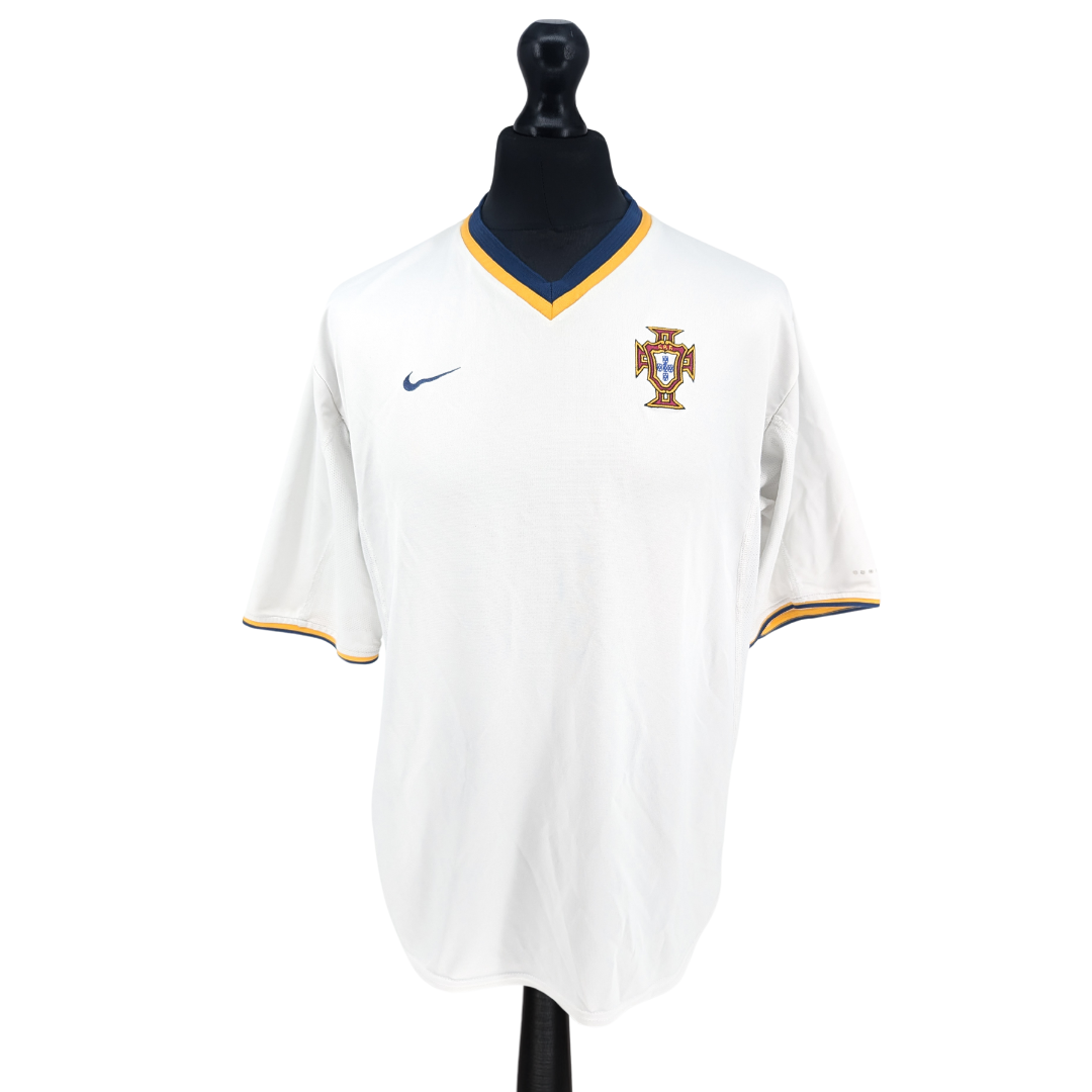 Portugal away football shirt 2000/02