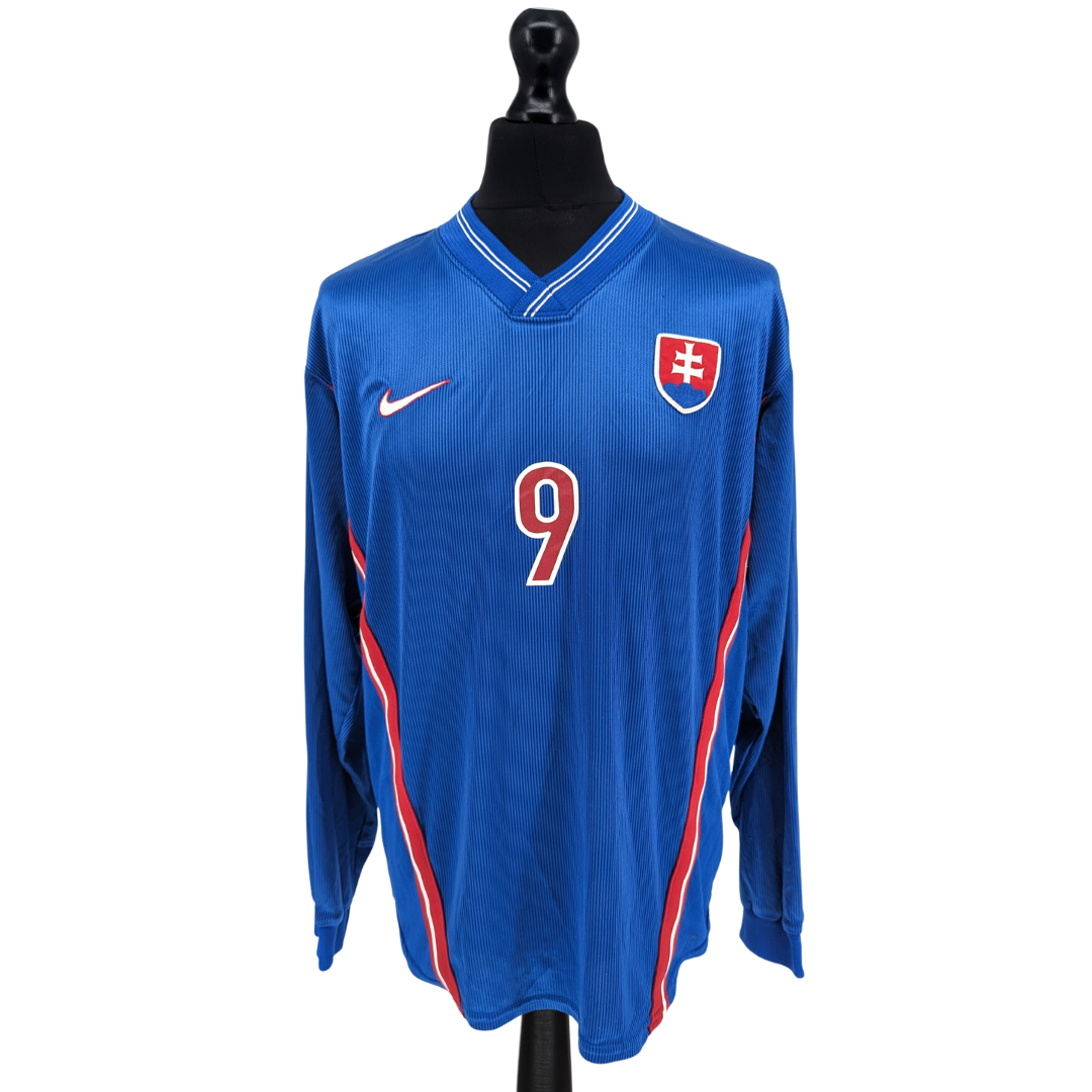 Slovakia home football shirt 1998/00