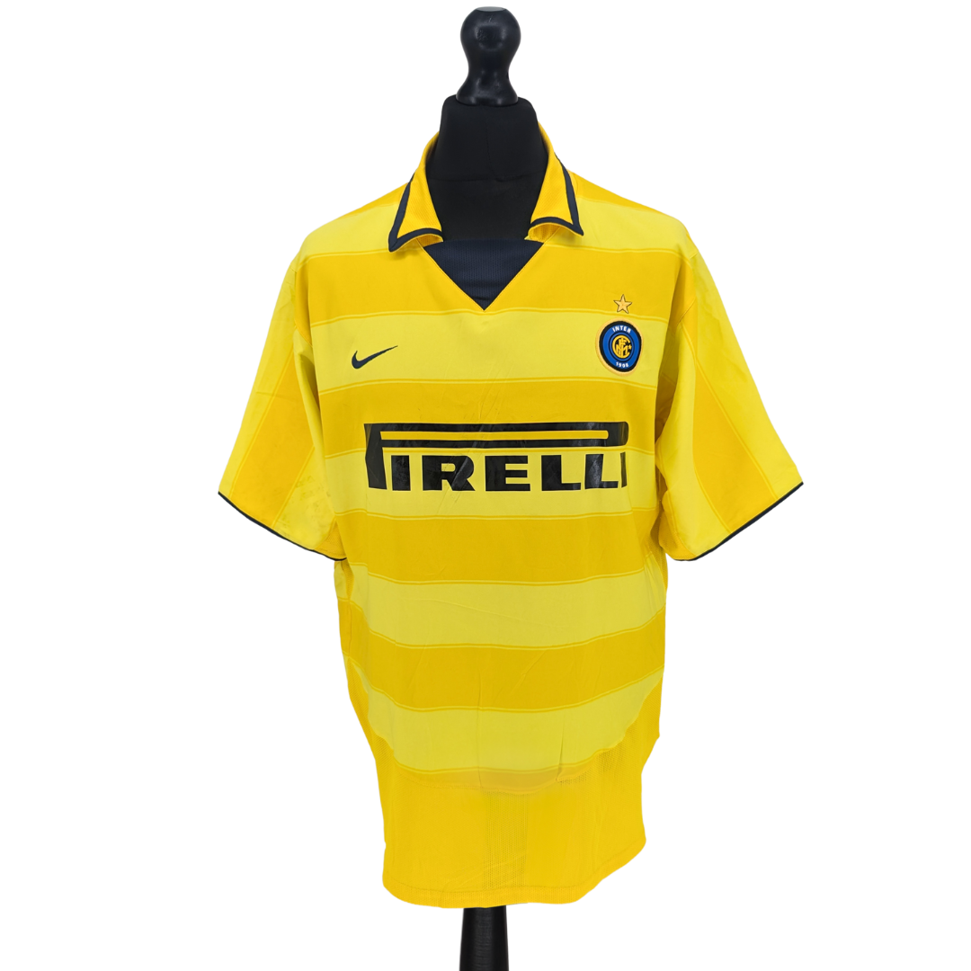 Inter Milan away football shirt 2003/04