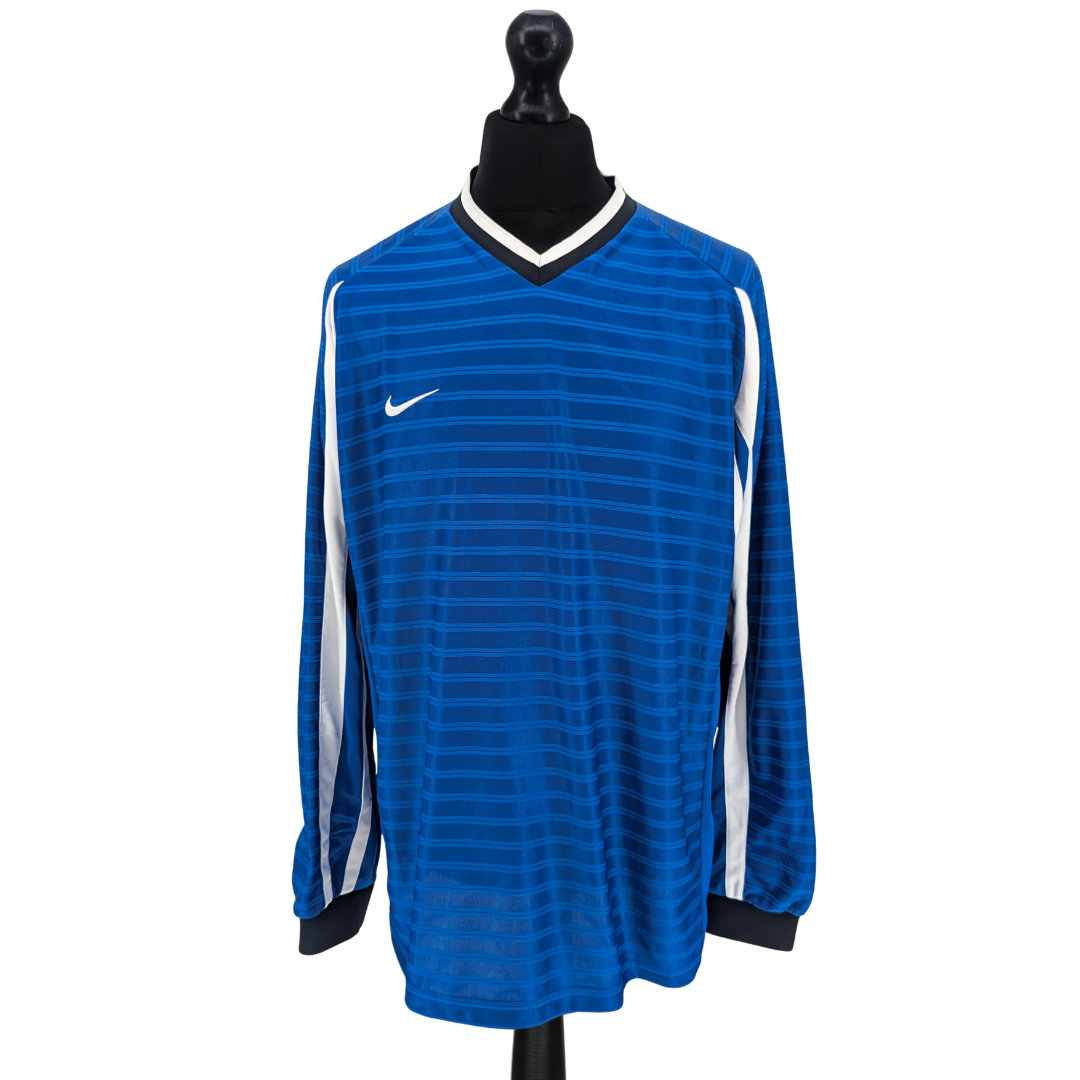 Nike template football shirt 2002/03