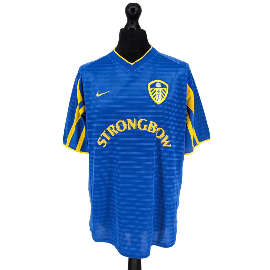 Leeds United alternate football shirt 2001/03