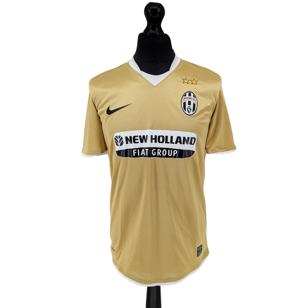 Juventus away football shirt 2008/10