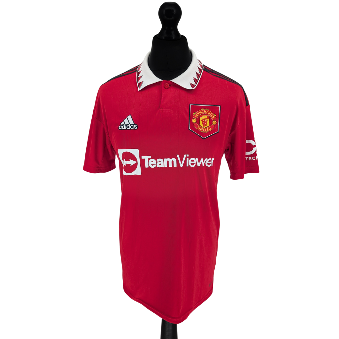 Manchester United home football shirt 2022/23 - (M)