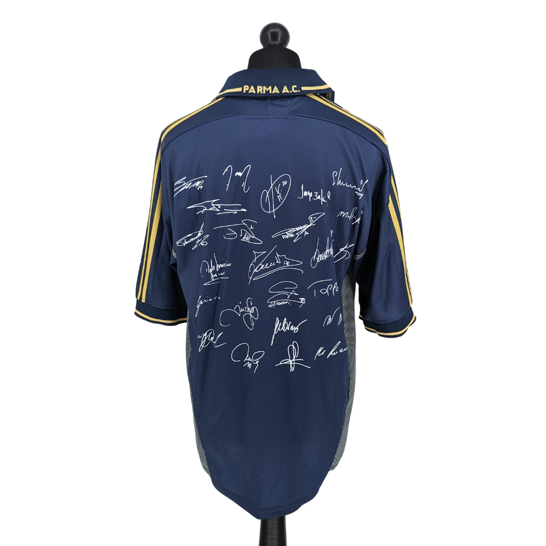 Parma signed 'Finale TIM Cup' away football shirt 2001/02