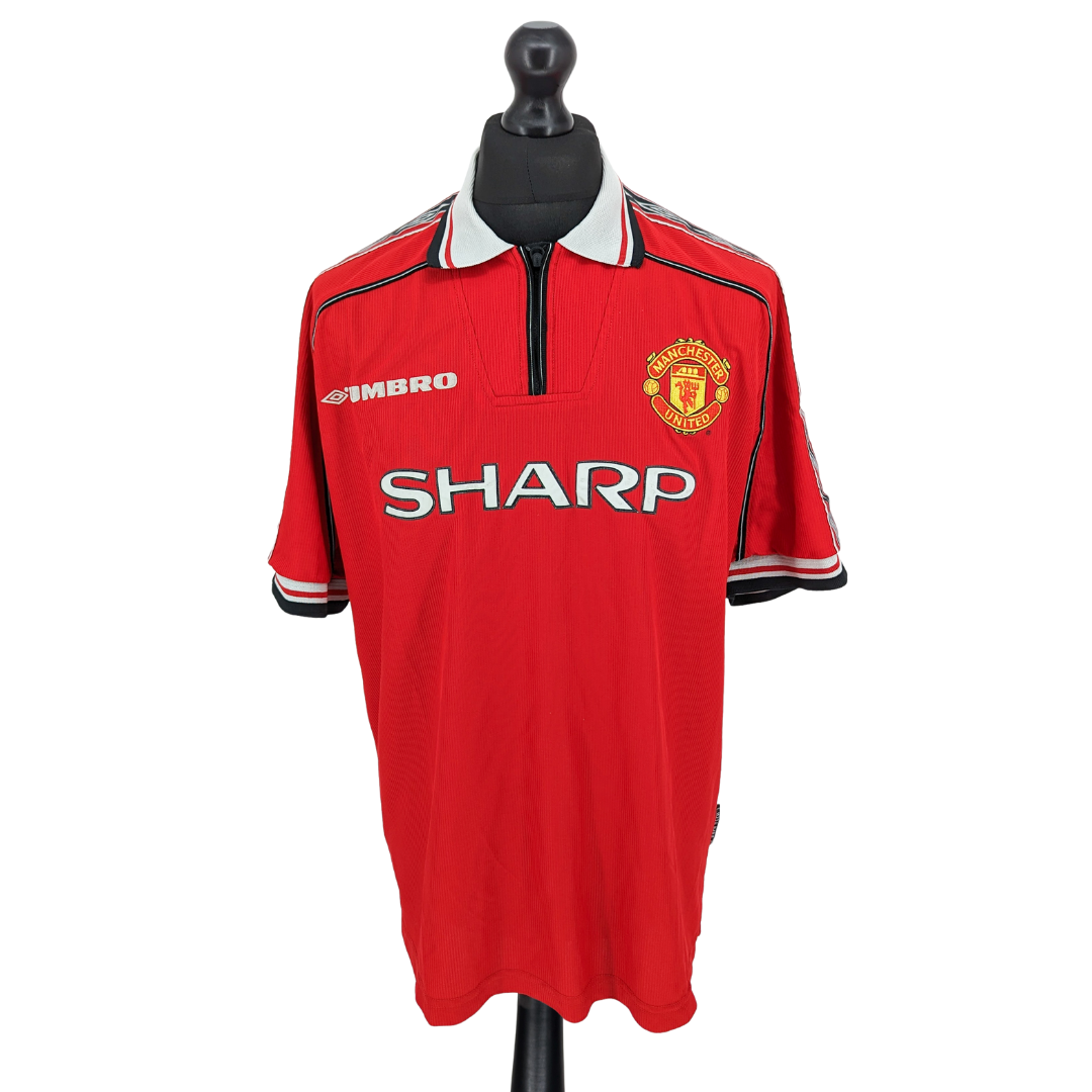 Manchester United home football shirt 1998/00