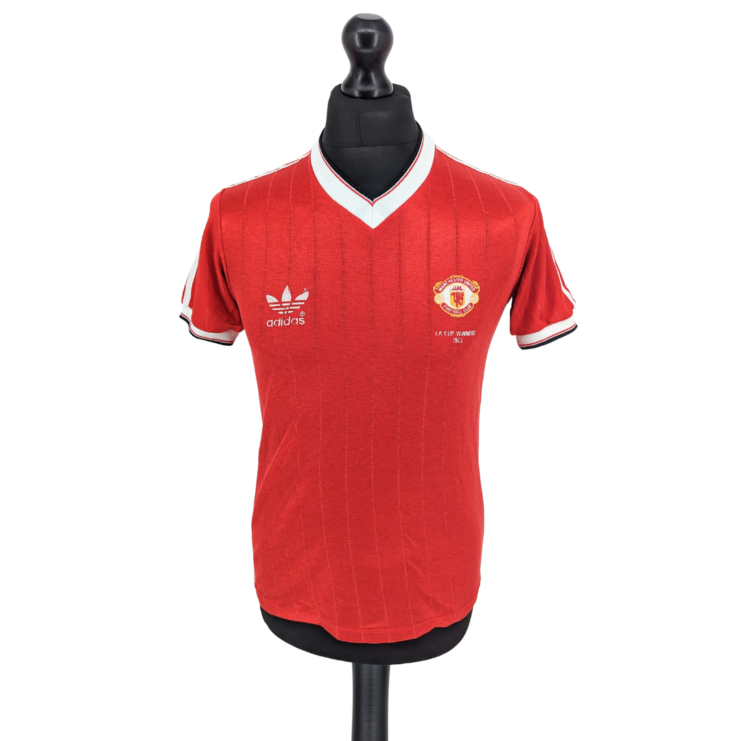 Manchester United 'FA Cup Winners' home football shirt 1982/84