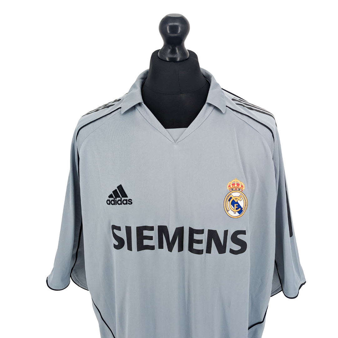 Real Madrid alternate football shirt 2005/06