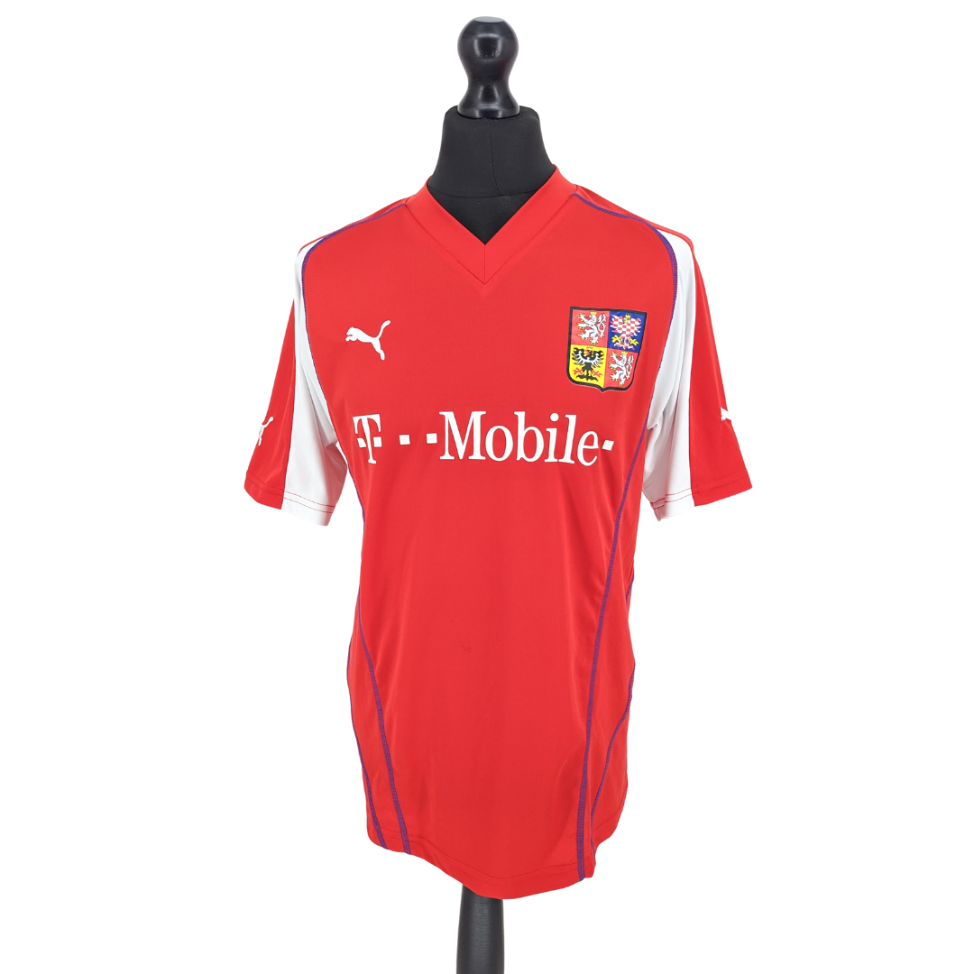 Czech Republic home football shirt 2003/04