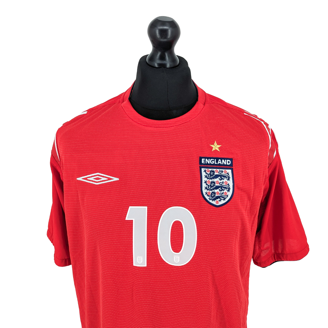 England away football shirt 2004/06