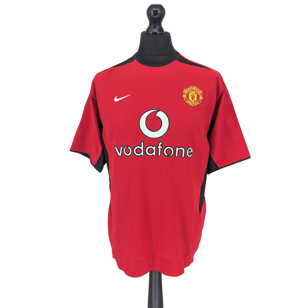 Manchester United home football shirt 2002/04
