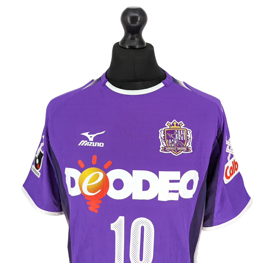 Sanfrecce Hiroshima signed home football shirt 2007/08