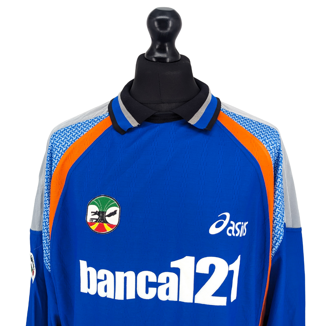 Lecce goalkeeper football shirt 1999/00