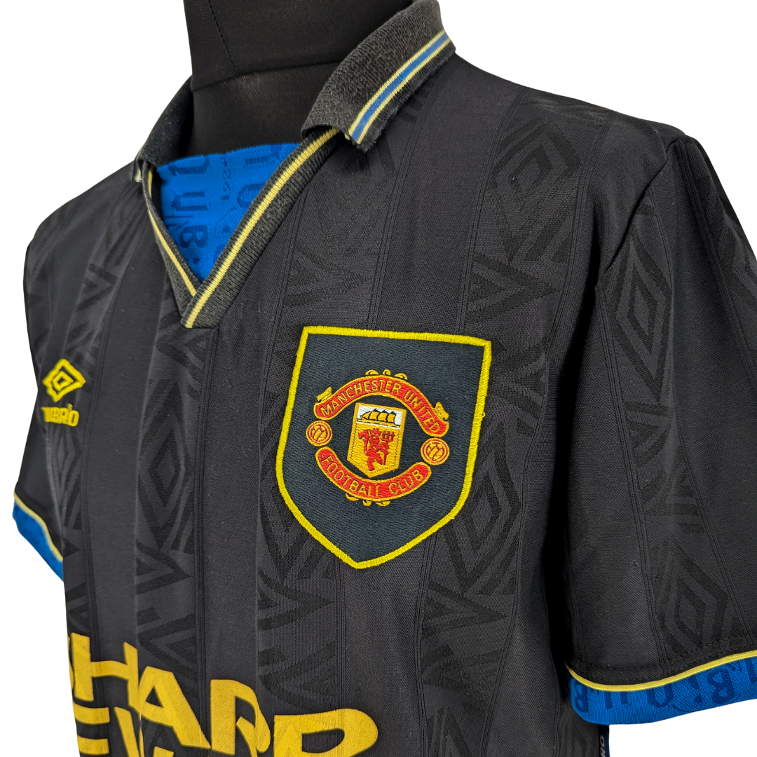 Manchester United away football shirt 1993/95
