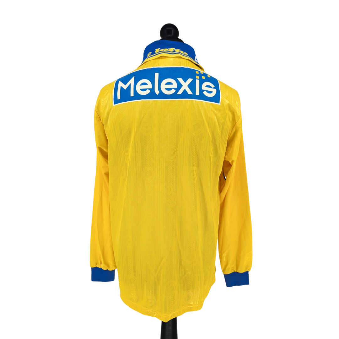 Sint-Truiden home football shirt 2000/01