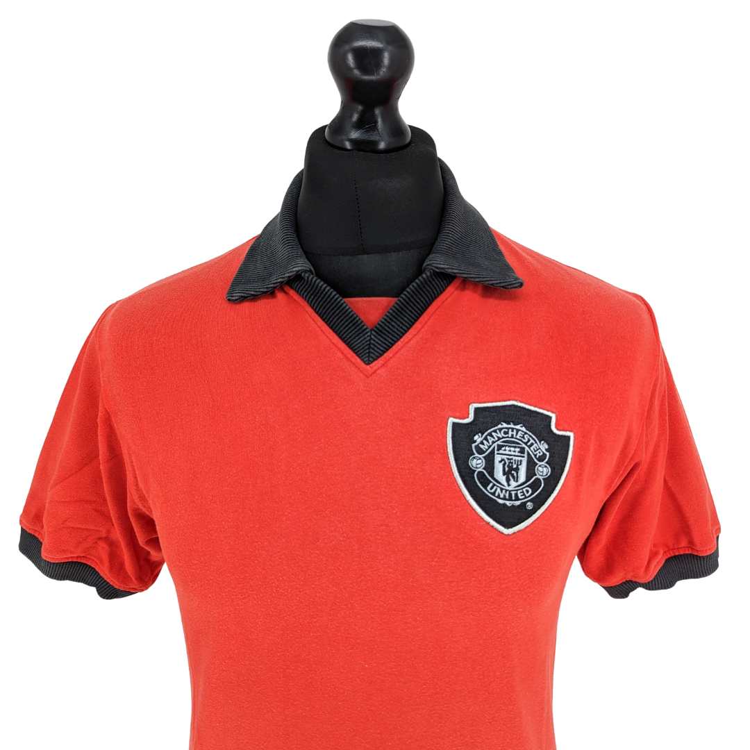 Manchester United retro football shirt 2002