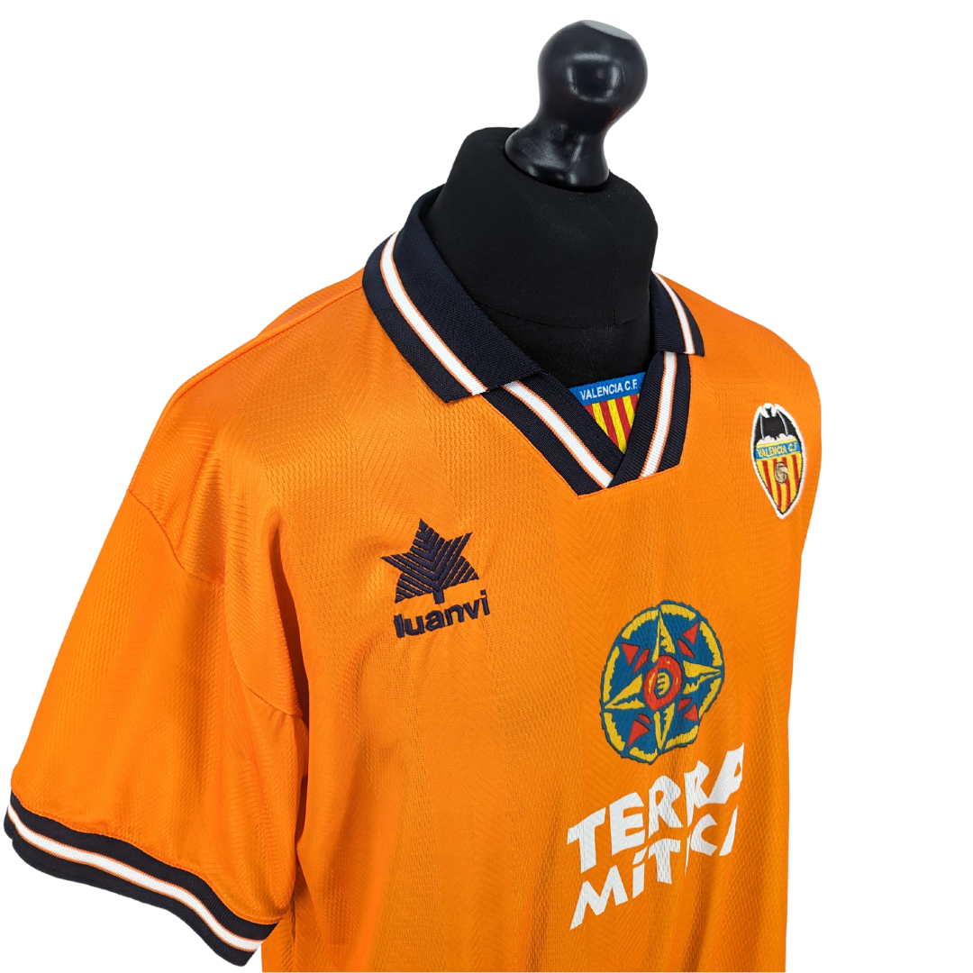 Valencia away football shirt 1998/99