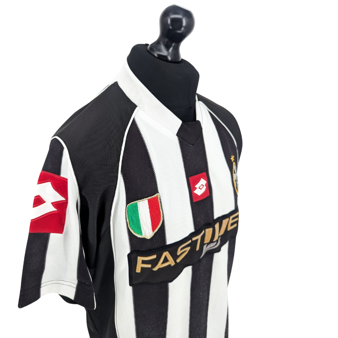 Juventus home football shirt 2002/03