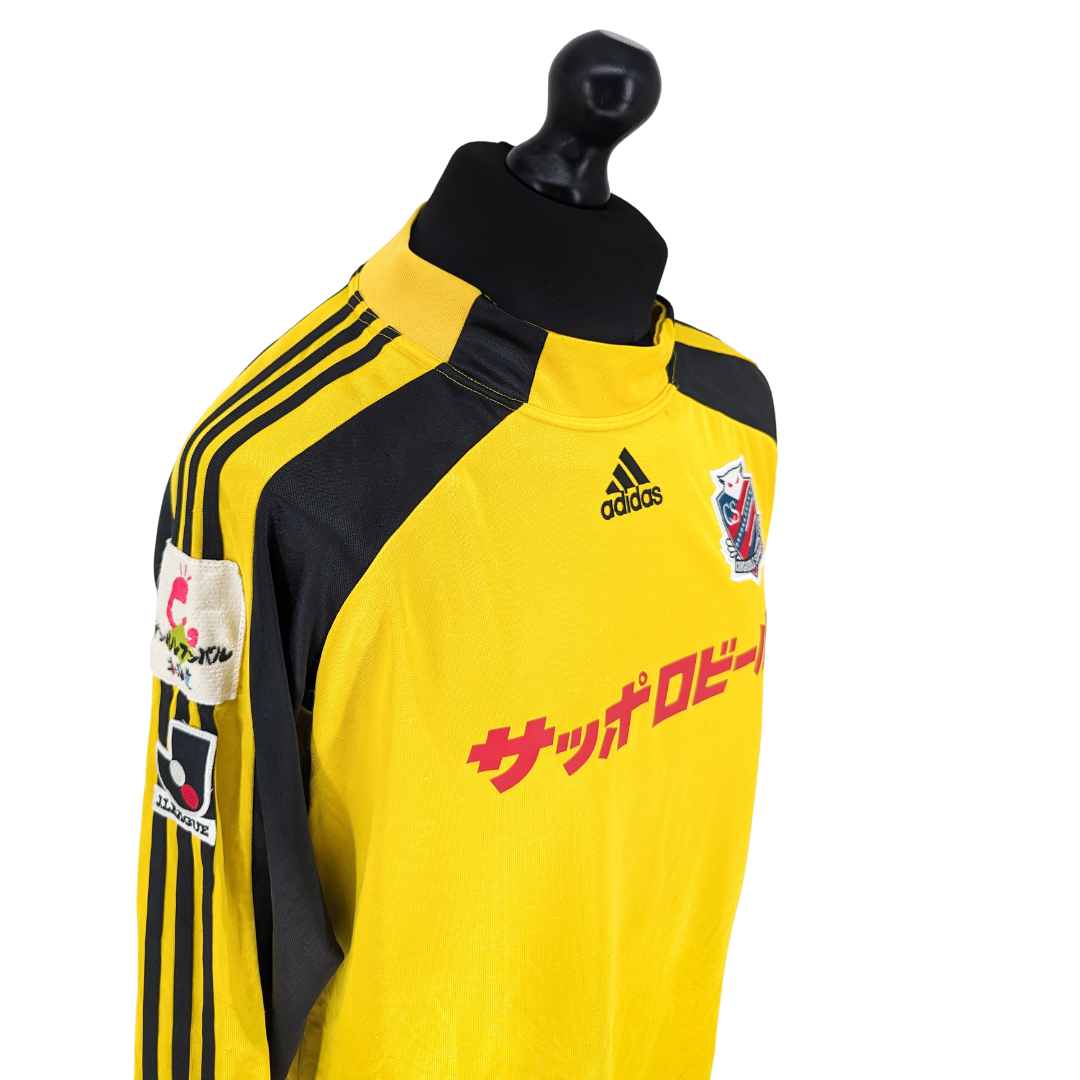 Consadole Sapporo goalkeeper football shirt 1999/00