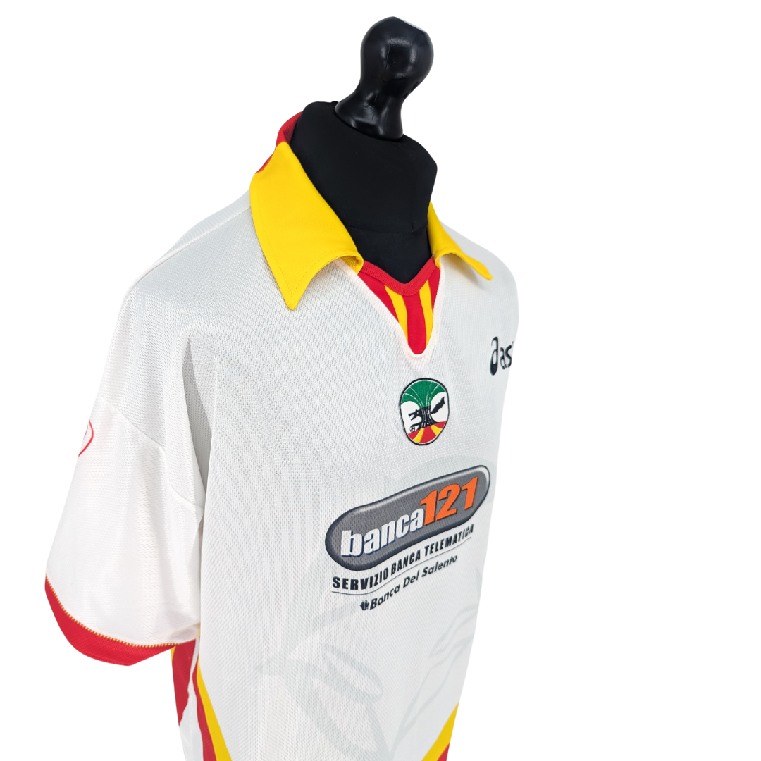 Lecce away football shirt 1999/00