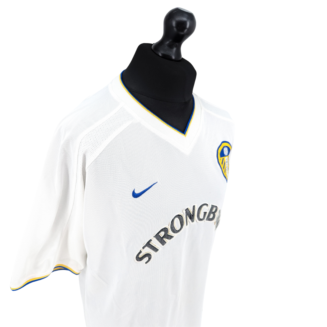 Leeds United home football shirt 2000/02