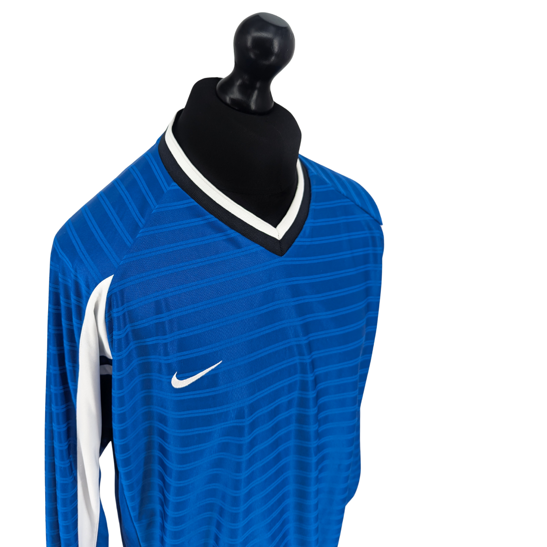 Nike template football shirt 2002/03