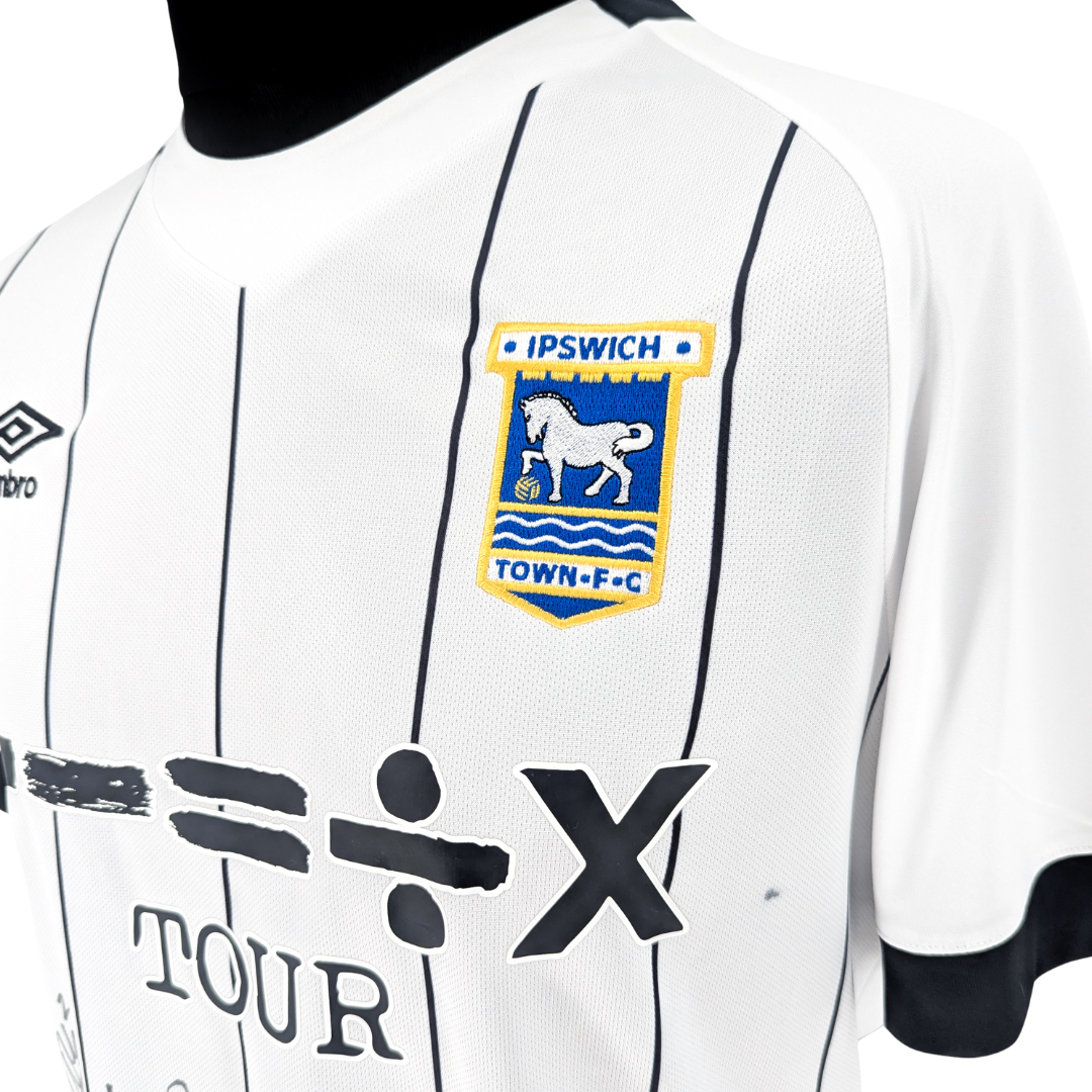 Ipswich Town signed alternate football shirt 2023/24 - (L)