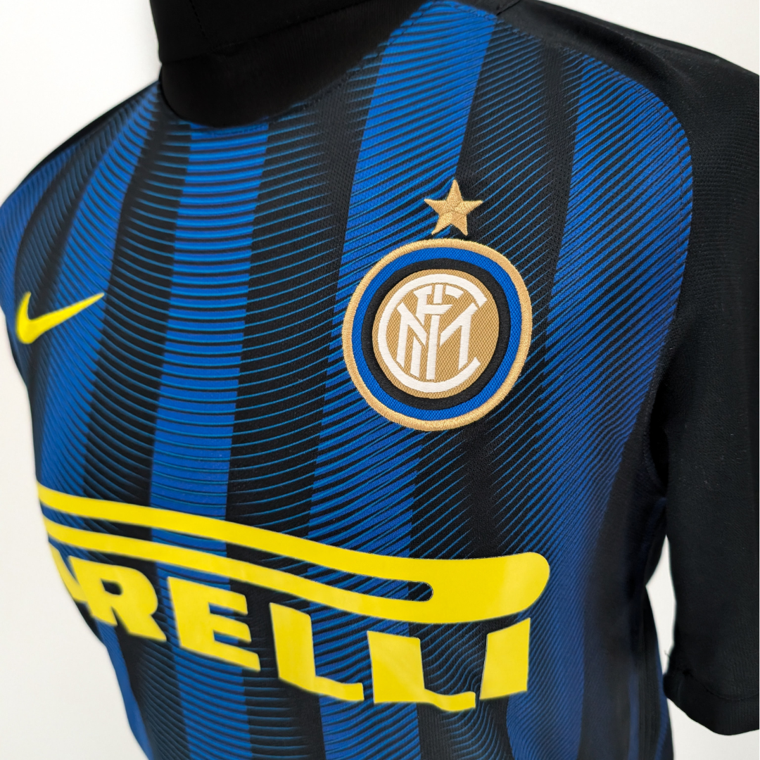 Inter Milan home football shirt 2016/17 - (S)