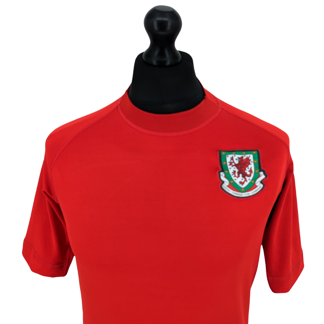 Wales home football shirt 2004/06