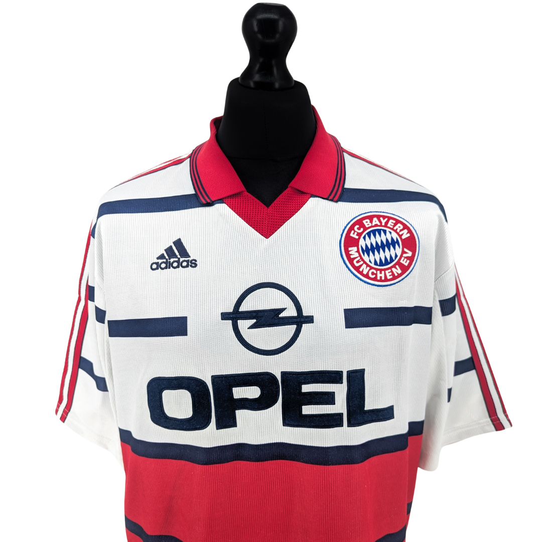 Bayern Munich away football shirt 1998/00