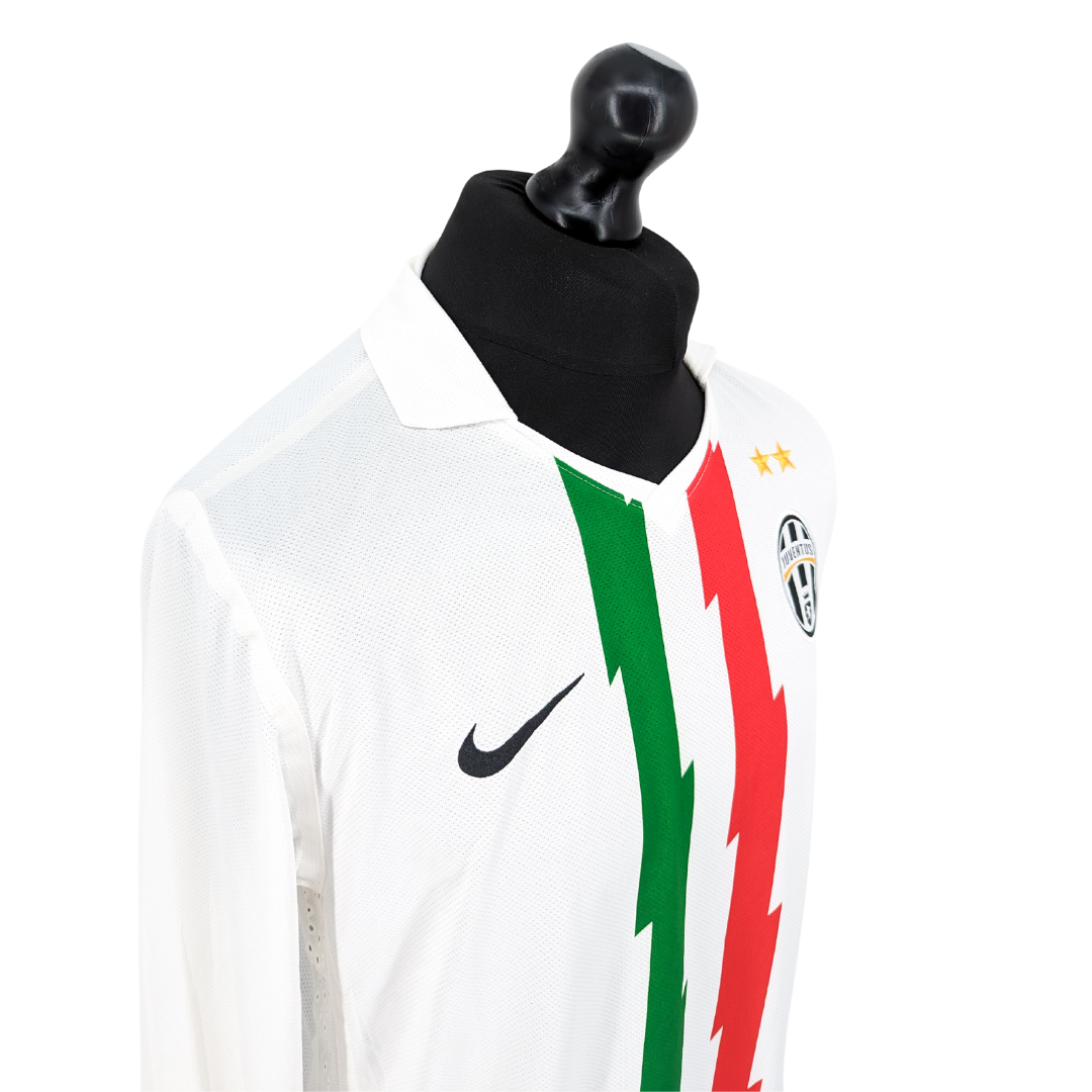 Juventus away football shirt 2010/11