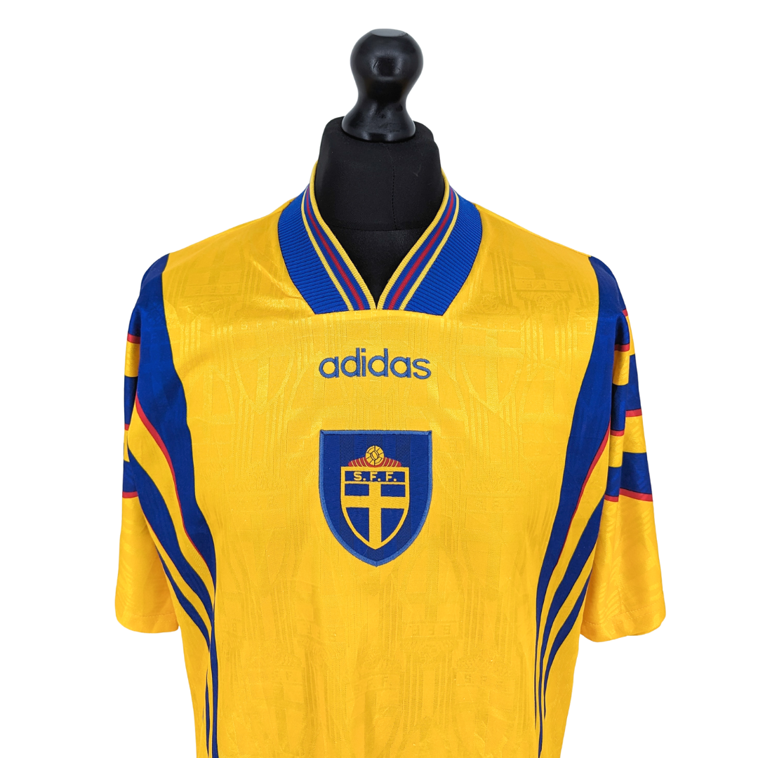Sweden home football shirt 1996/98