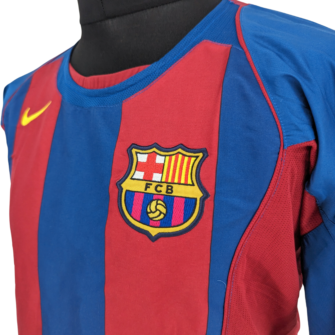 Barcelona home football shirt 2004/05
