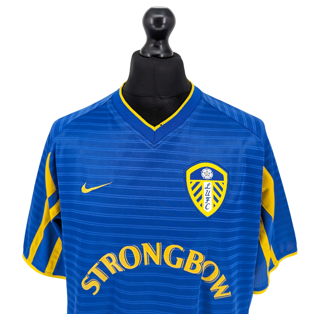 Leeds United alternate football shirt 2001/03