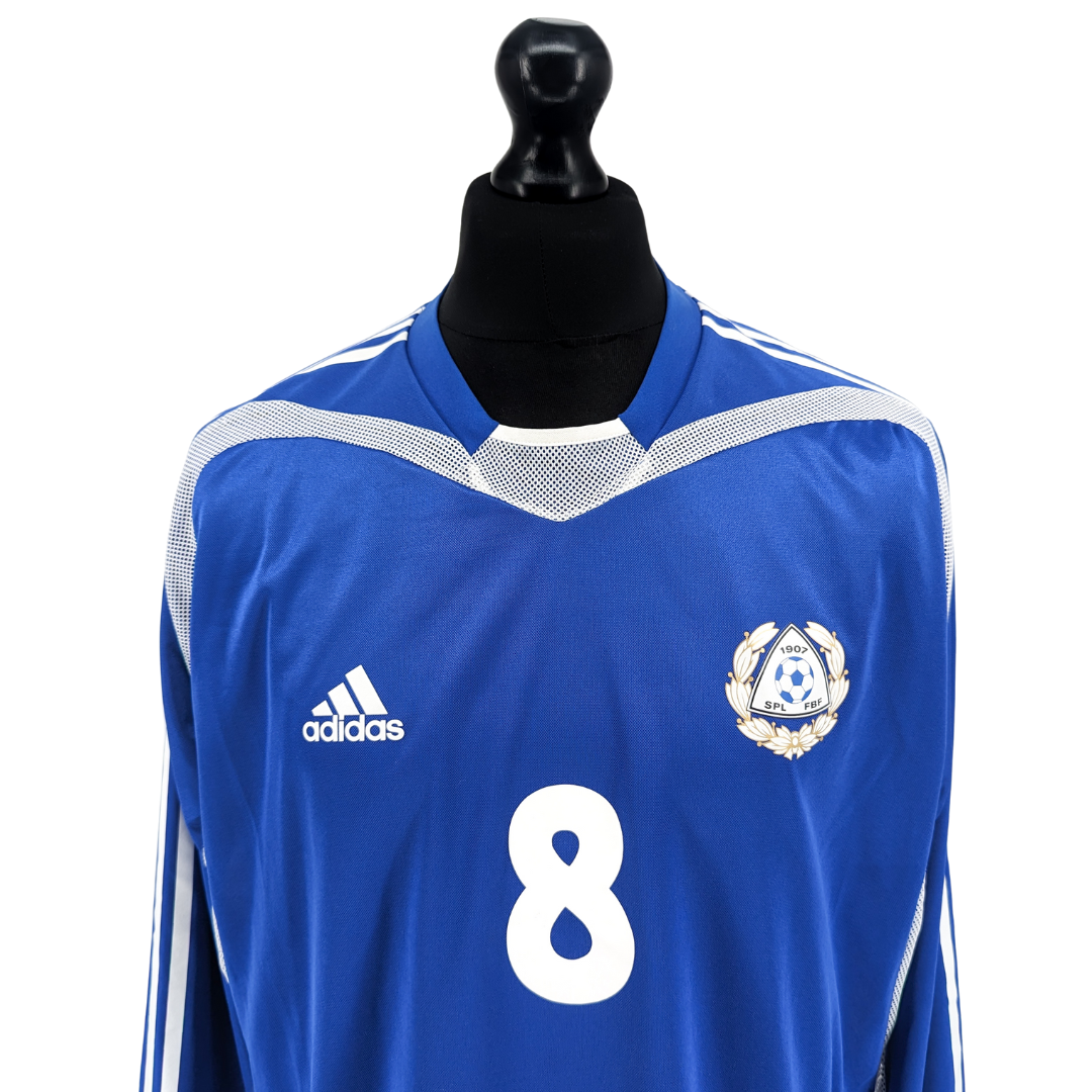 Finland away football shirt 2004/05