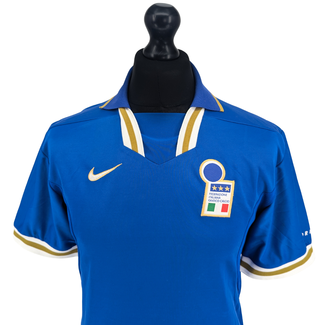 Italy home football shirt 1996/97