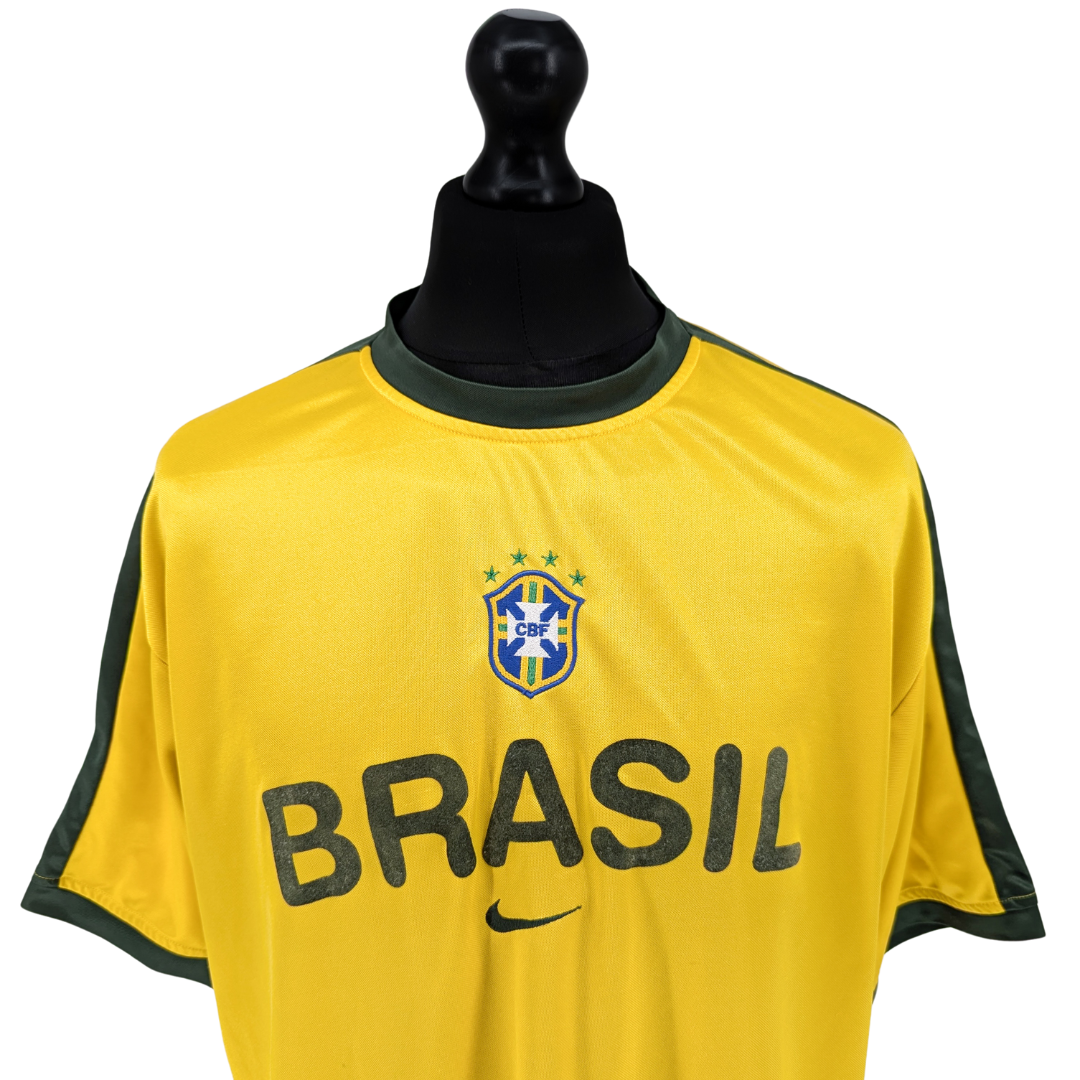 Brazil leisure football shirt 2002/04