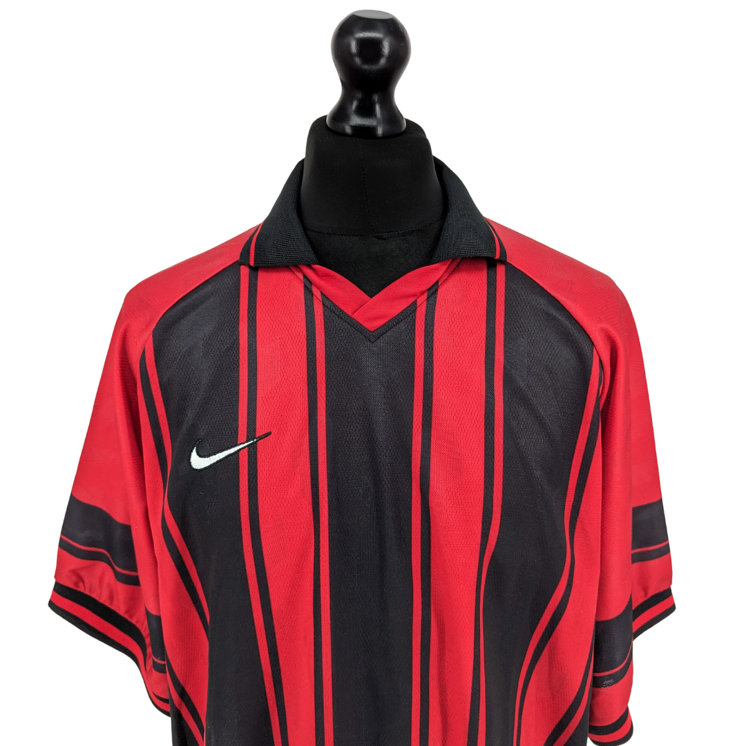 Nike template football shirt 1997/98