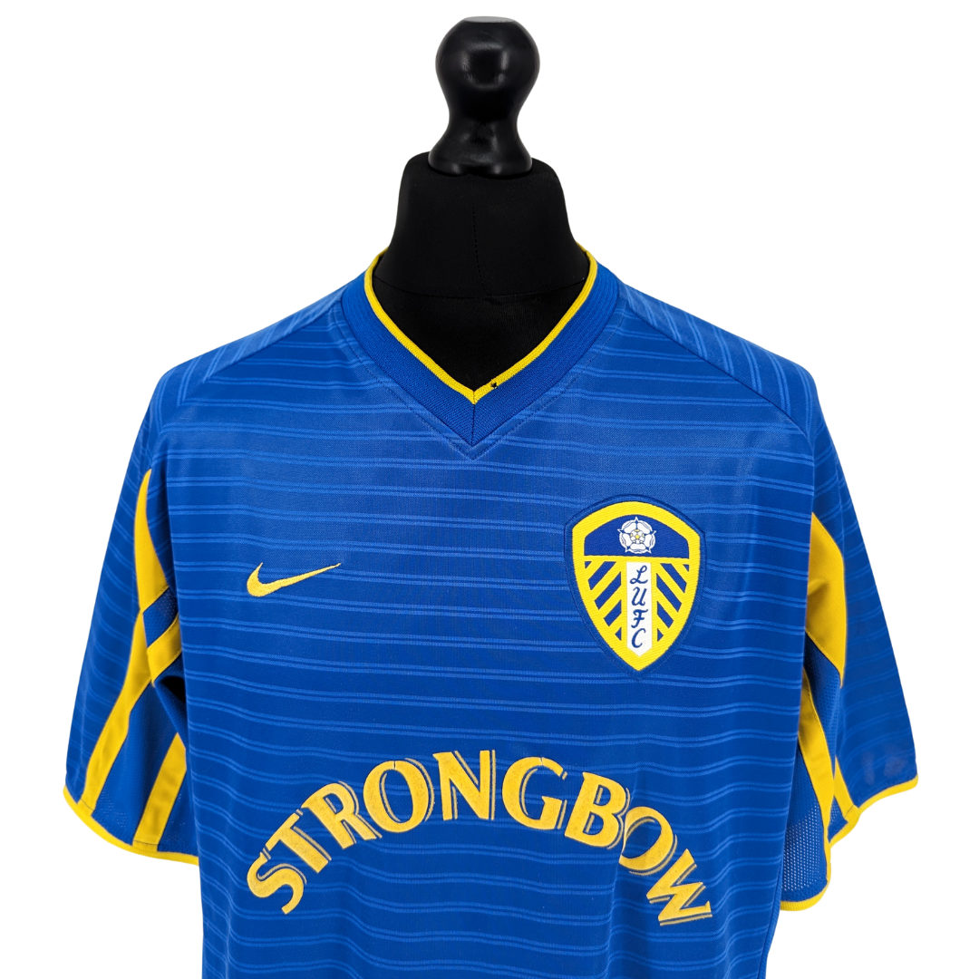 Leeds United alternate football shirt 2001/03