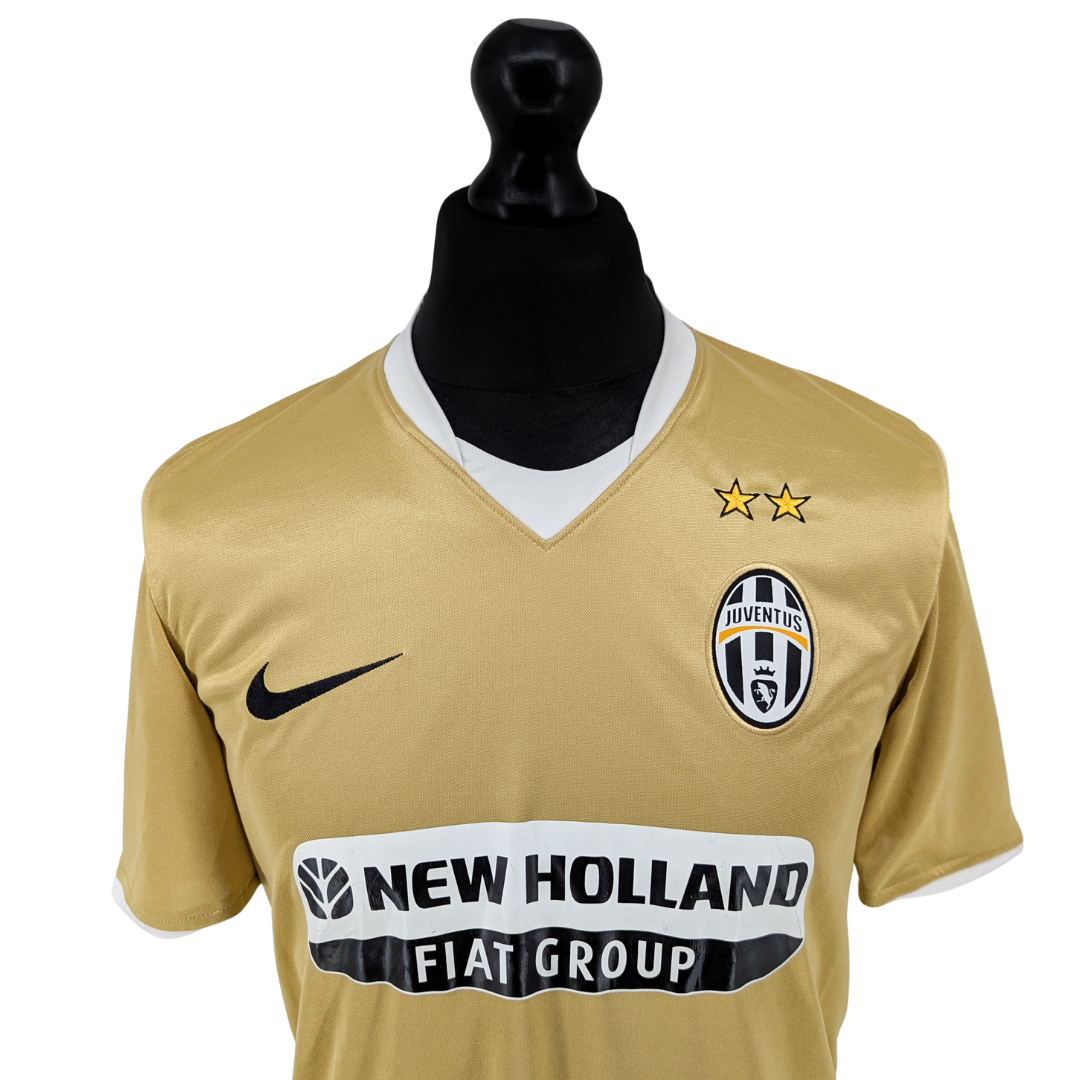 Juventus away football shirt 2008/10