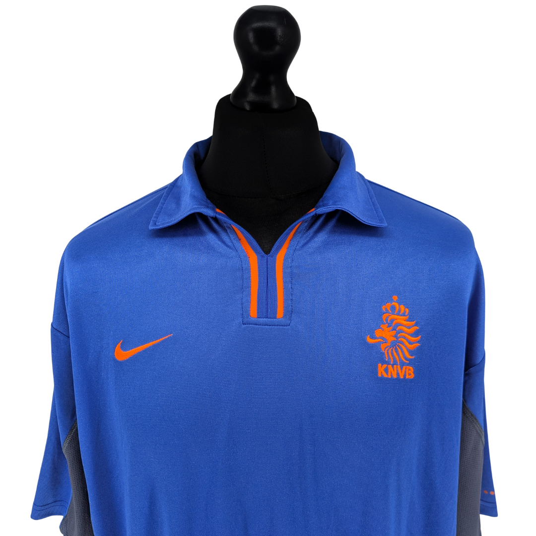 Netherlands away football shirt 2000/02