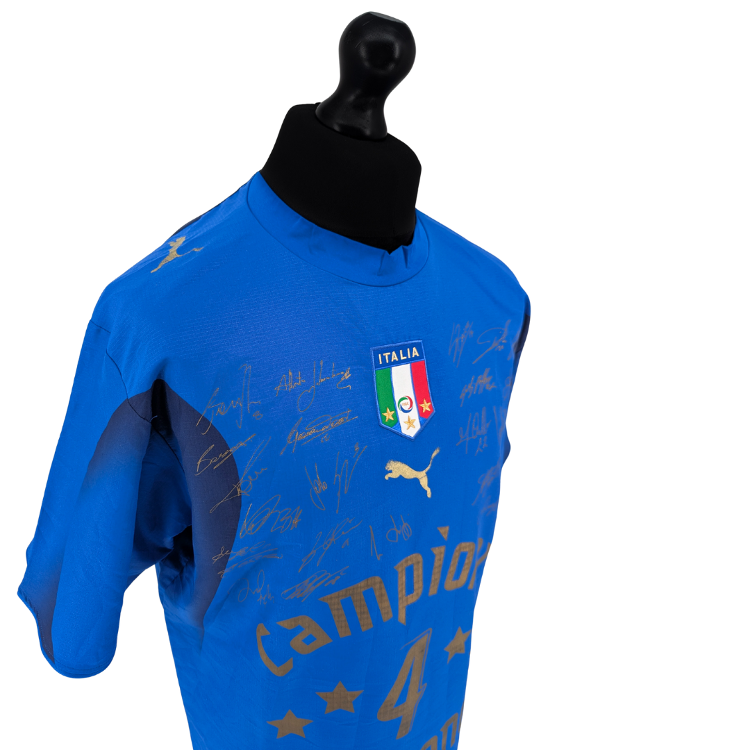 Italy 'Campioni Del Mondo' signed home football shirt 2006/07 - (L)