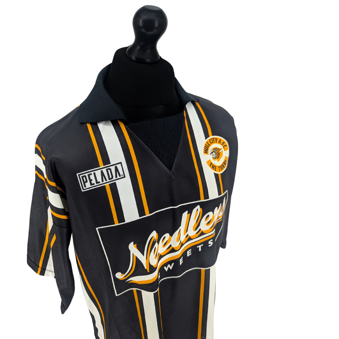 Hull City limited edition football shirt 1994/95 - (L)