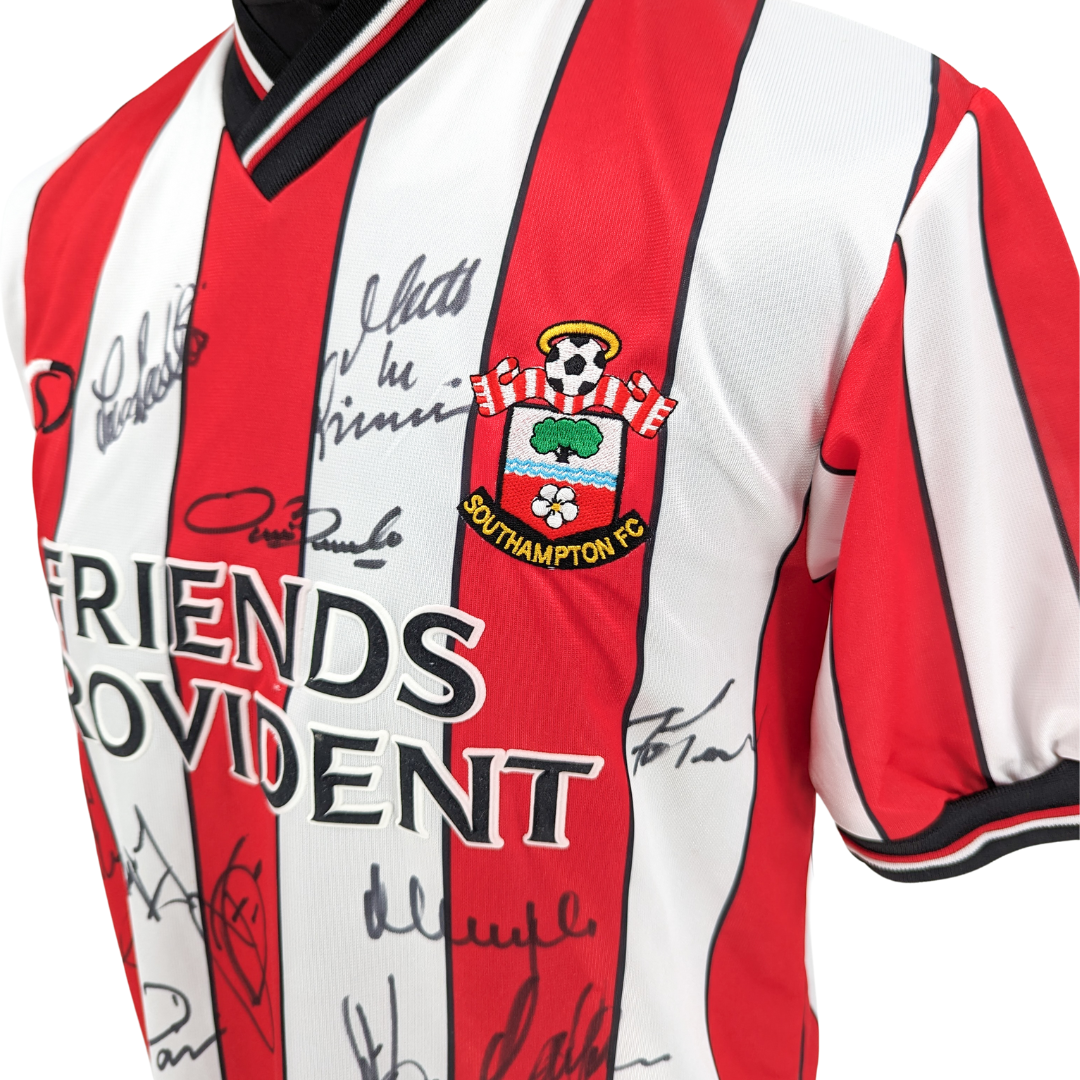 Southampton signed home football shirt 2001/03