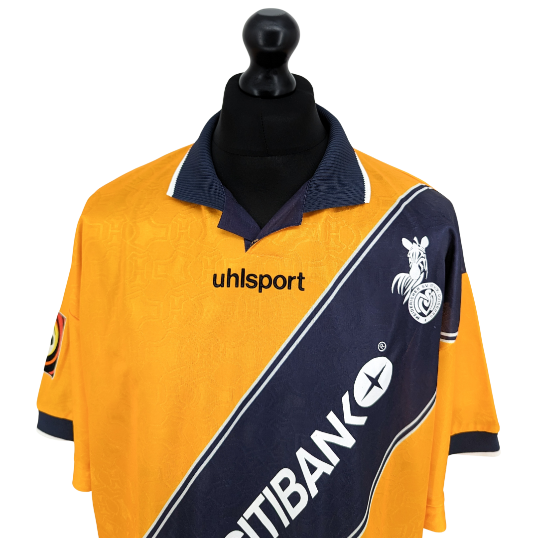 Duisburg away football shirt 2000/02