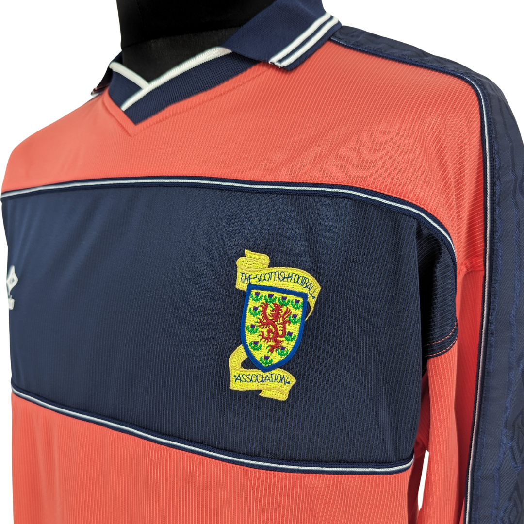 Scotland away football shirt 1999/00