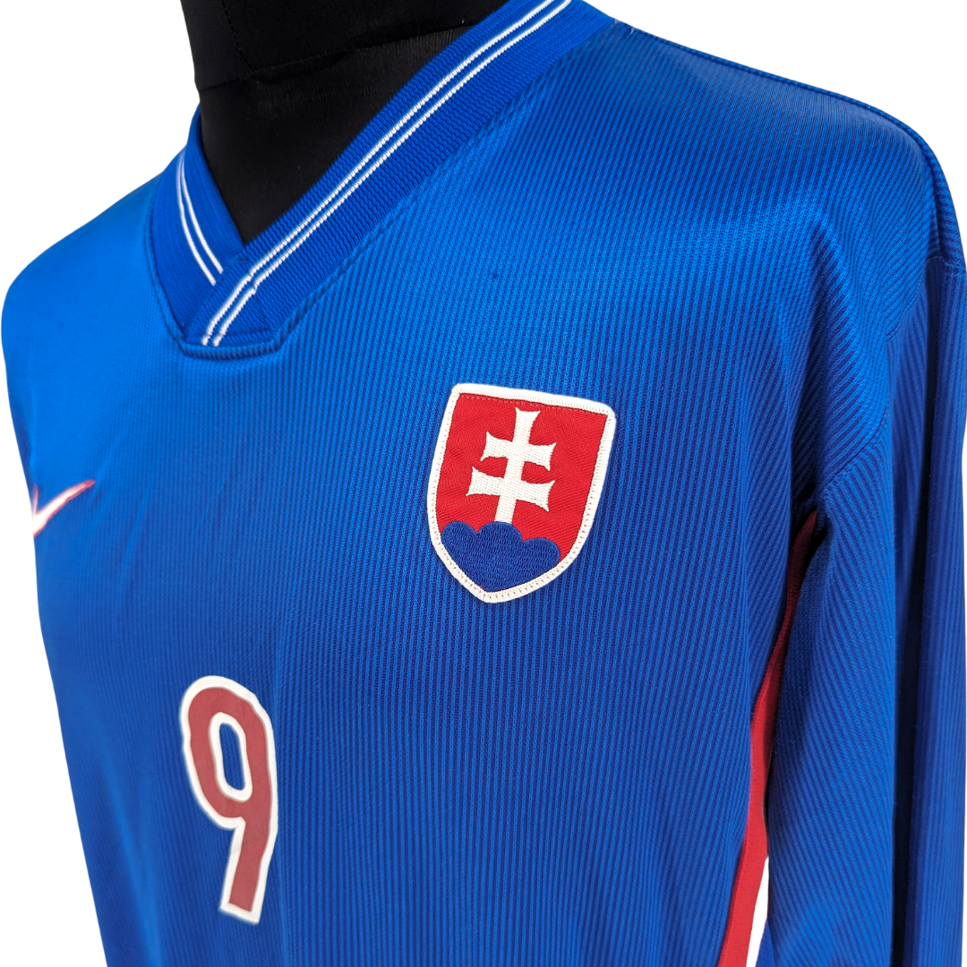 Slovakia home football shirt 1998/00