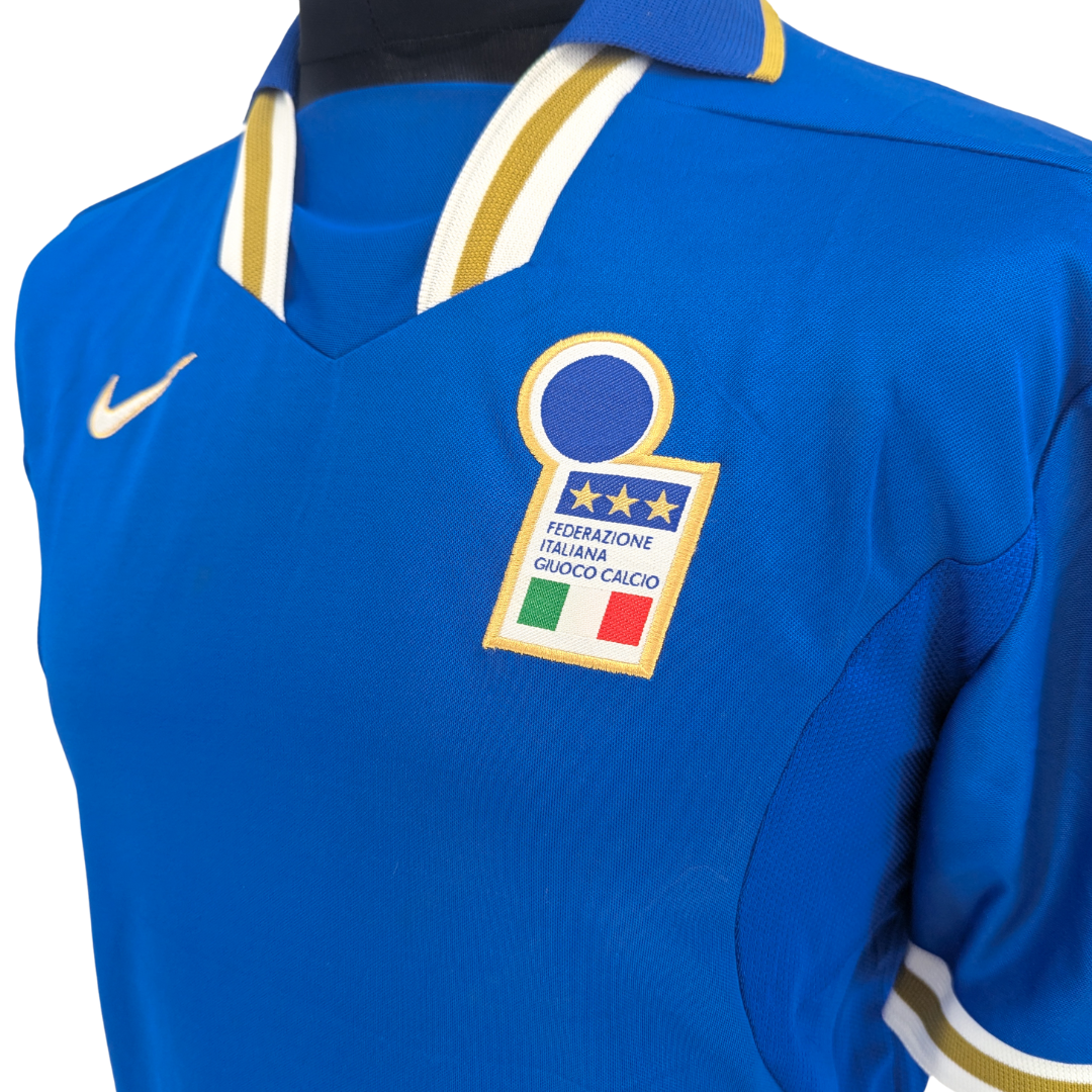 Italy home football shirt 1996/97