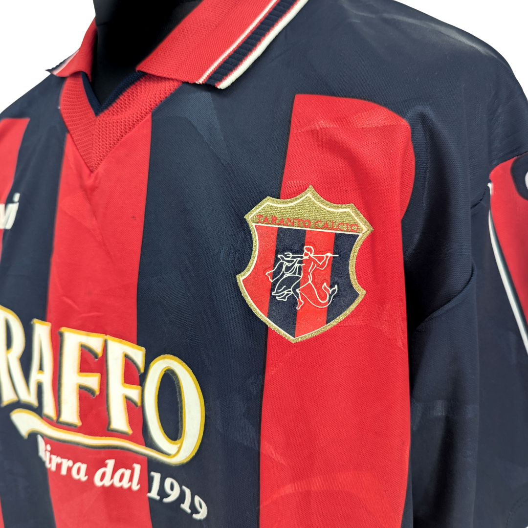 Taranto home football shirt 2001/02